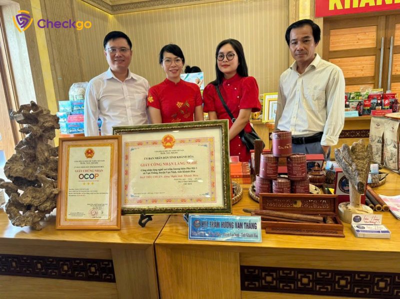 Đưa dấu ấn “xứ trầm hương” lên bao bì như thế nào?